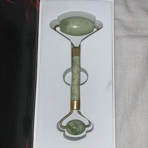 Royal Jade facial roller